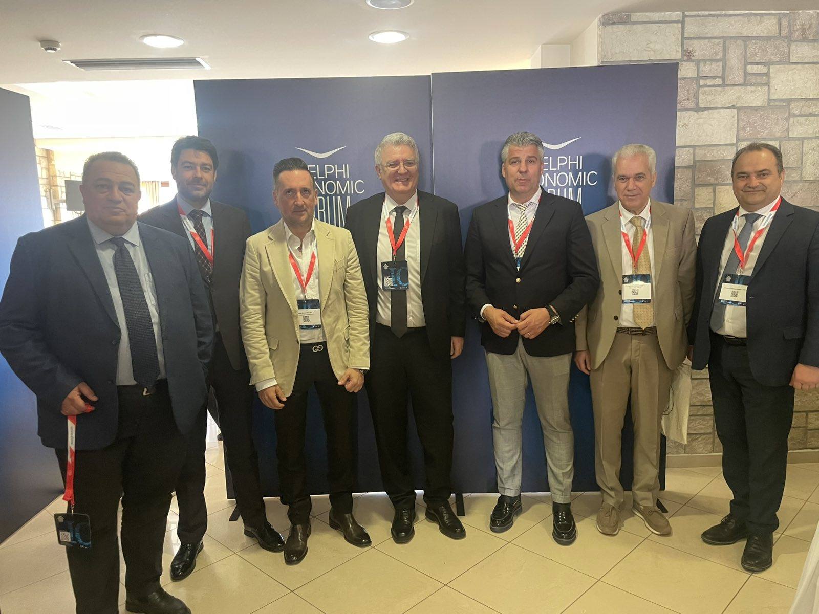 ΑΔΜΘ Delphi Forum
